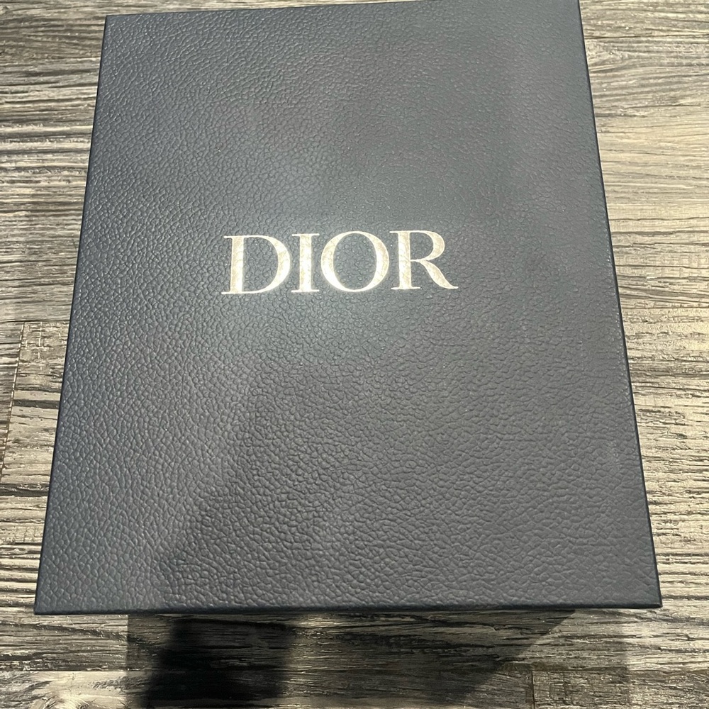 Christian Dior B23 Oblique Sneakers - Picture 2 of 5